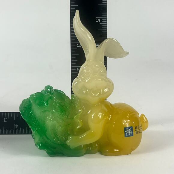 New York Life Resin Rabbit Figurine Chinese New Year Zodiac Bunny Lettuce Green - Picture 7 of 9